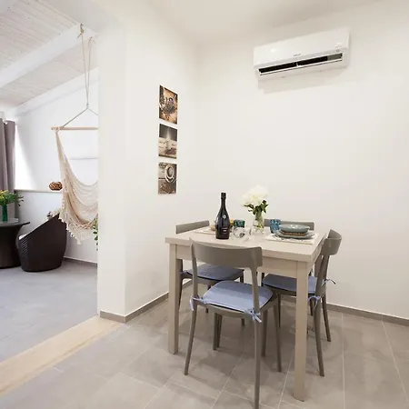 Holiday House Da Vinci Appartement Terrasini